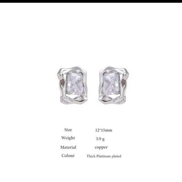 Exquisite Platinum Crystal Studs - Picture 2 of 4